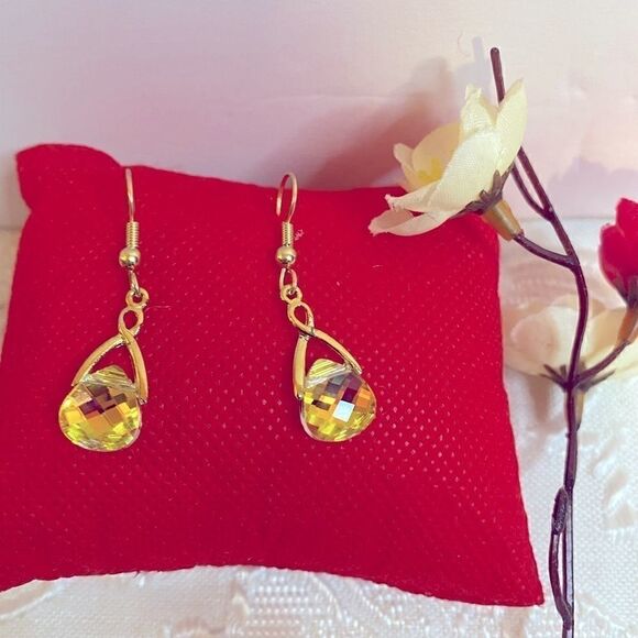 💥Swarovski Drop Crystal Classic Earrings - Picture 1 of 10